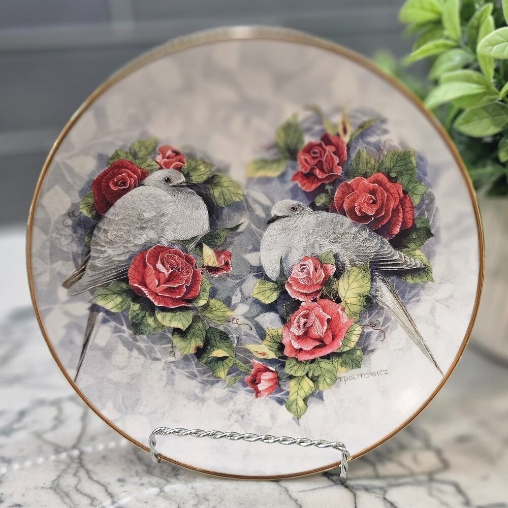 Franklin Mint Porcelain Bird Plate - 8" Diameter